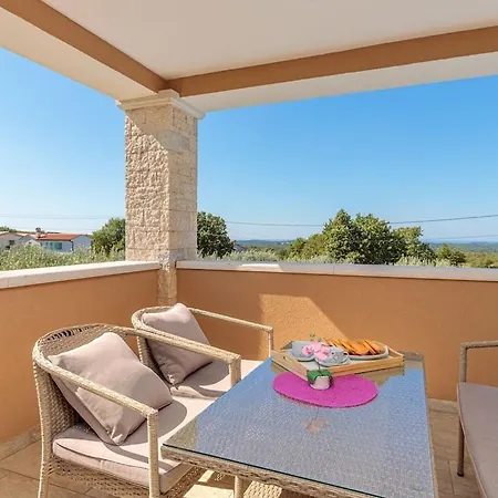 Villa Modern In With Swimming Pool Selina